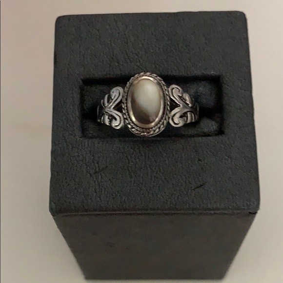 Beautiful silver ring - Picture 3 of 4